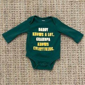 💥3/$10, 5/$15💥 Carter’s onesie